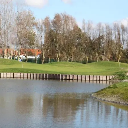 Apartment Riva Spacious And Modern With Location